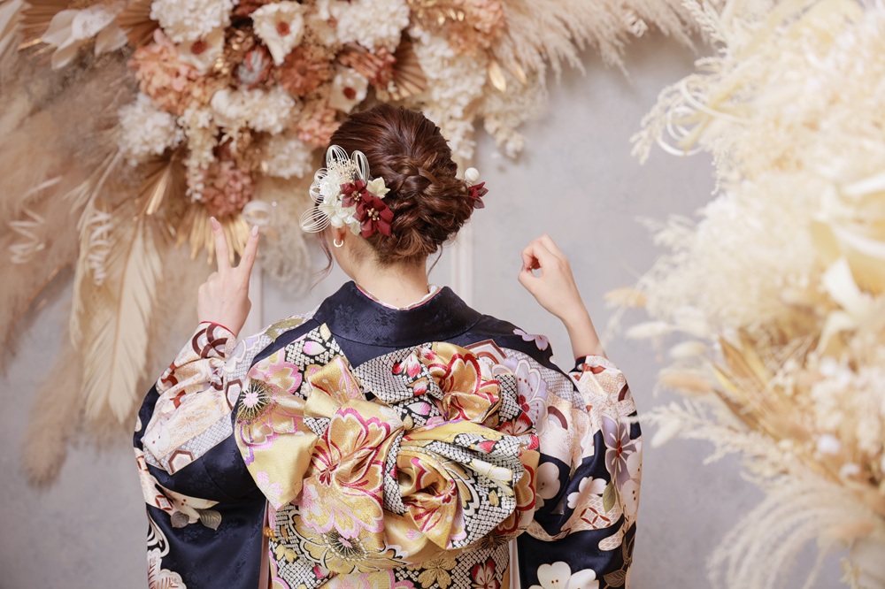 髪飾　造花　髪型　ｼﾆｮﾝ